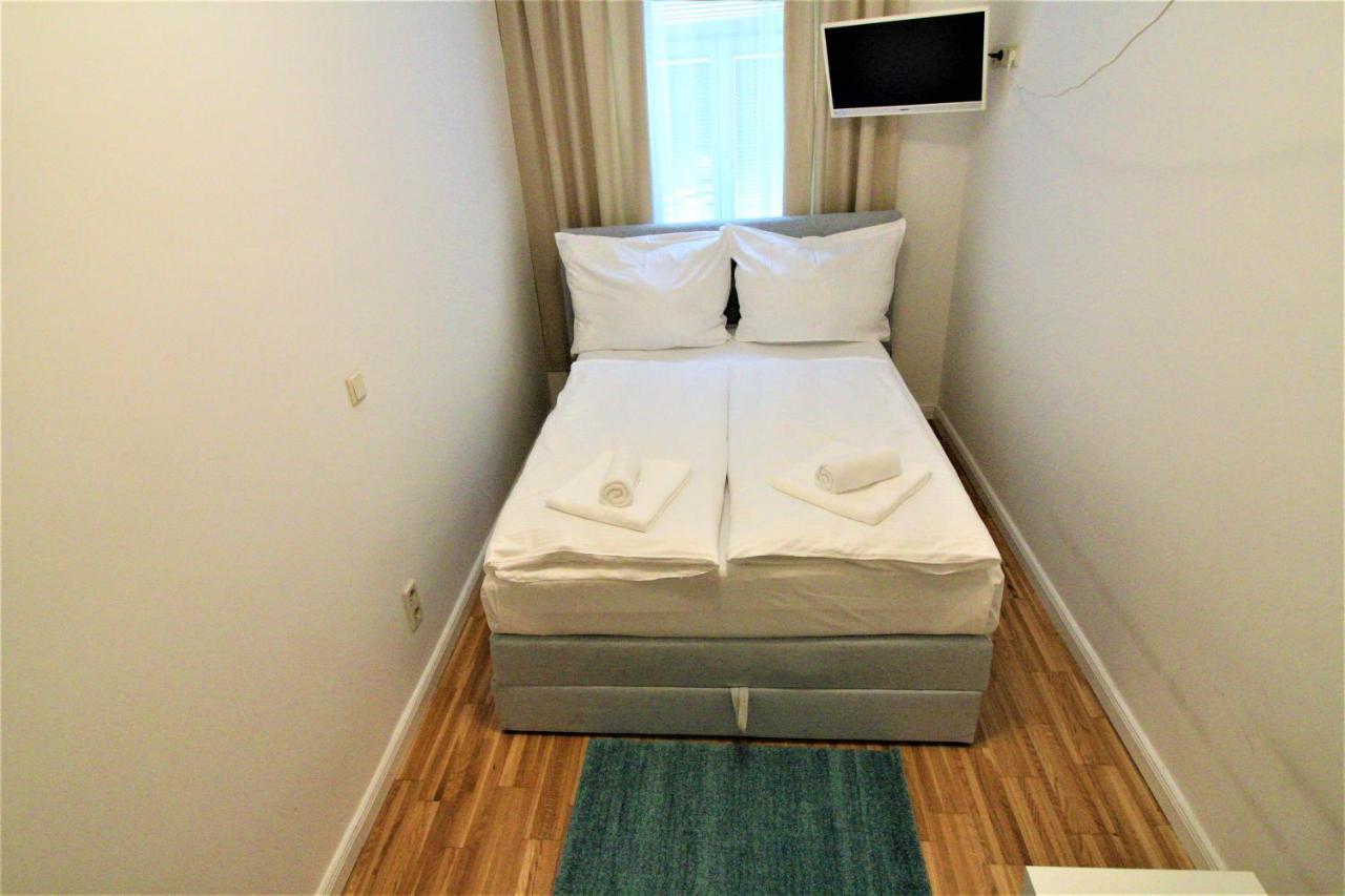 Small Studio Close To City Center Viena Exterior foto